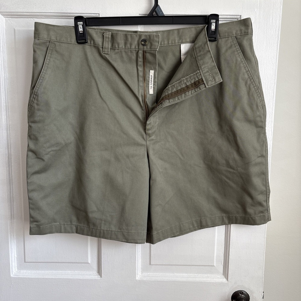 Roundtree & Yorke Men 42 Green Classic Fit No Wrinkle Cotton Chino Short 8 Insea